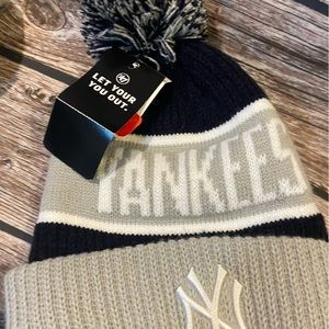 Yankees winter Pom Pom hat